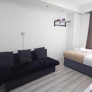 Studio met een King Size Bed